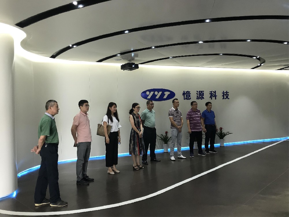 廣西省玉林市福綿區(qū)政協(xié)主席譚春宇一行蒞臨憶源科技參觀(guān)考察